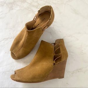 Lucky Barnd Peep Toe Reevas Suede Wedge Ankle Booties